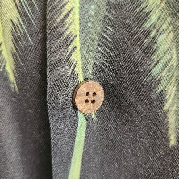 Tommy Bahama Shirt Mens XL Palm Tree Silk Camp Button Front Black Green - Picture 4 of 4